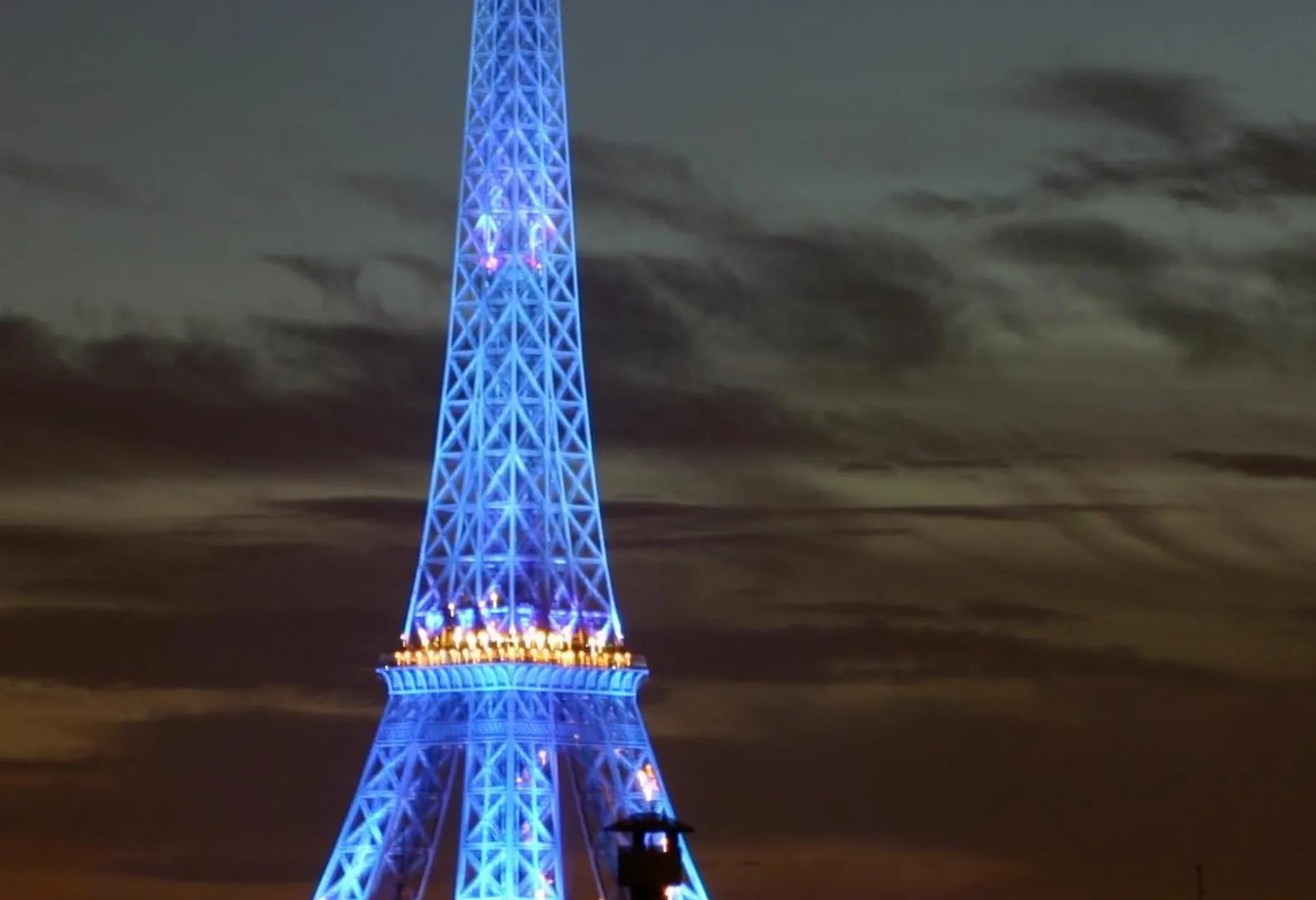 Апартаменты Invalides Vue Tour Eiffel Париж
